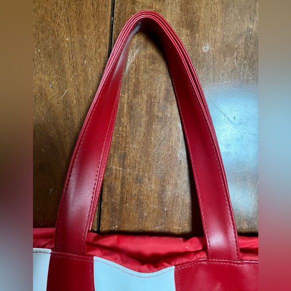 Vintage 1990s Transversion Red White “Greetings” Vinyl Tote - Picture 12 of 16
